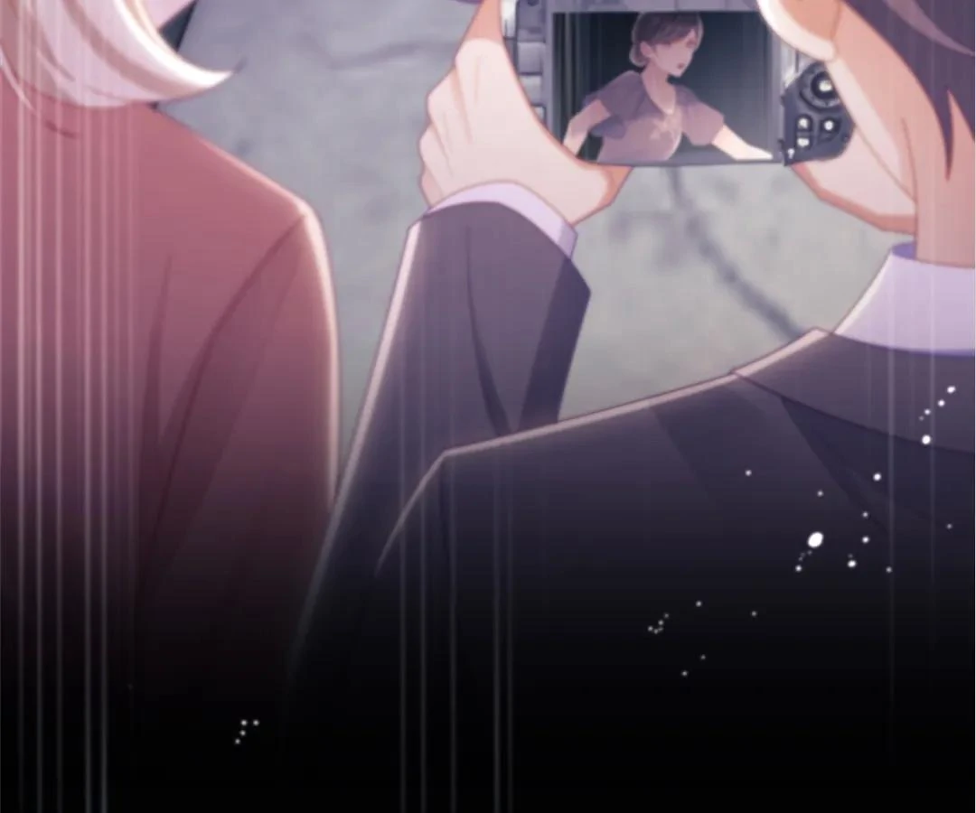 White Moon He Made a Move On Me Chapter 74 15